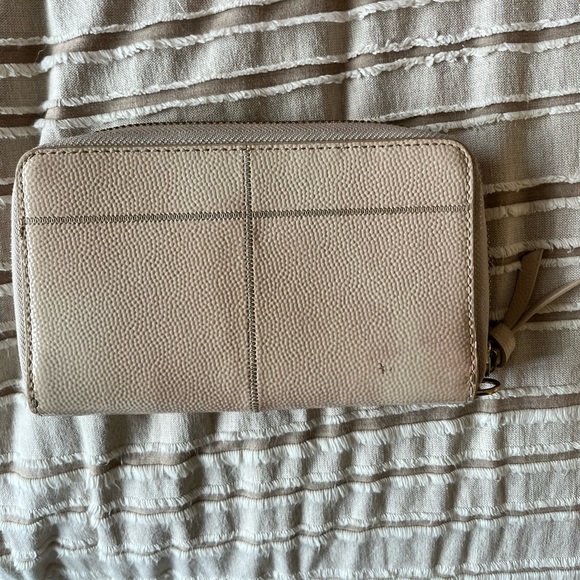Tory Burch light pink zip wallet - Picture 2 of 4